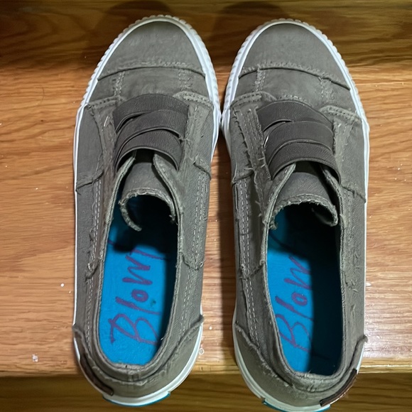 Blowfish Malibu army green canvas sneakers Size 6US - Picture 5 of 5